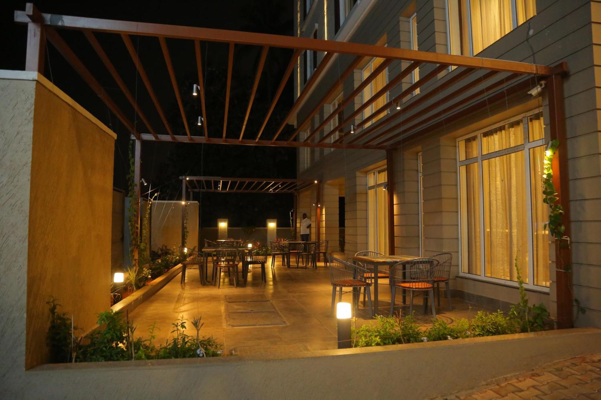 Kuilapalayam Misty Ocean - A Bergamont Group Of Hotel מראה חיצוני תמונה