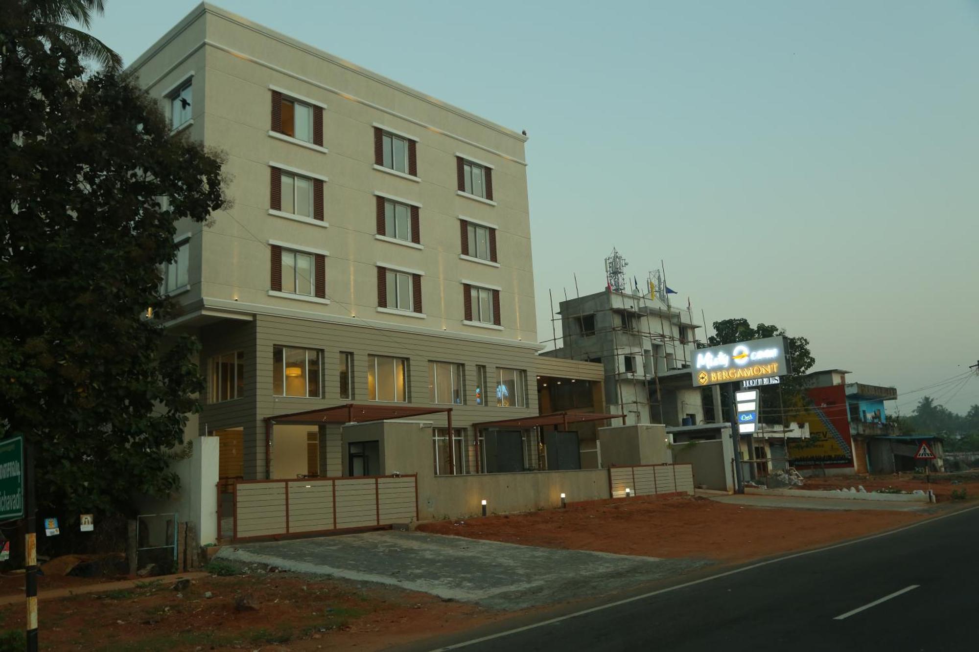 Kuilapalayam Misty Ocean - A Bergamont Group Of Hotel מראה חיצוני תמונה